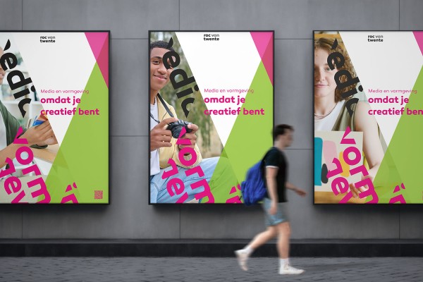 Roc van Twente, omdat je creatief bent. poster serie hanged in the metro.